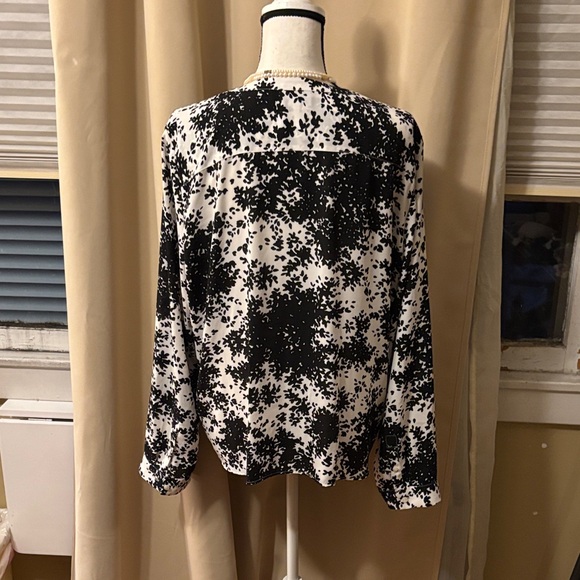 Talbots Black and White Floral Blouse - Picture 4 of 7